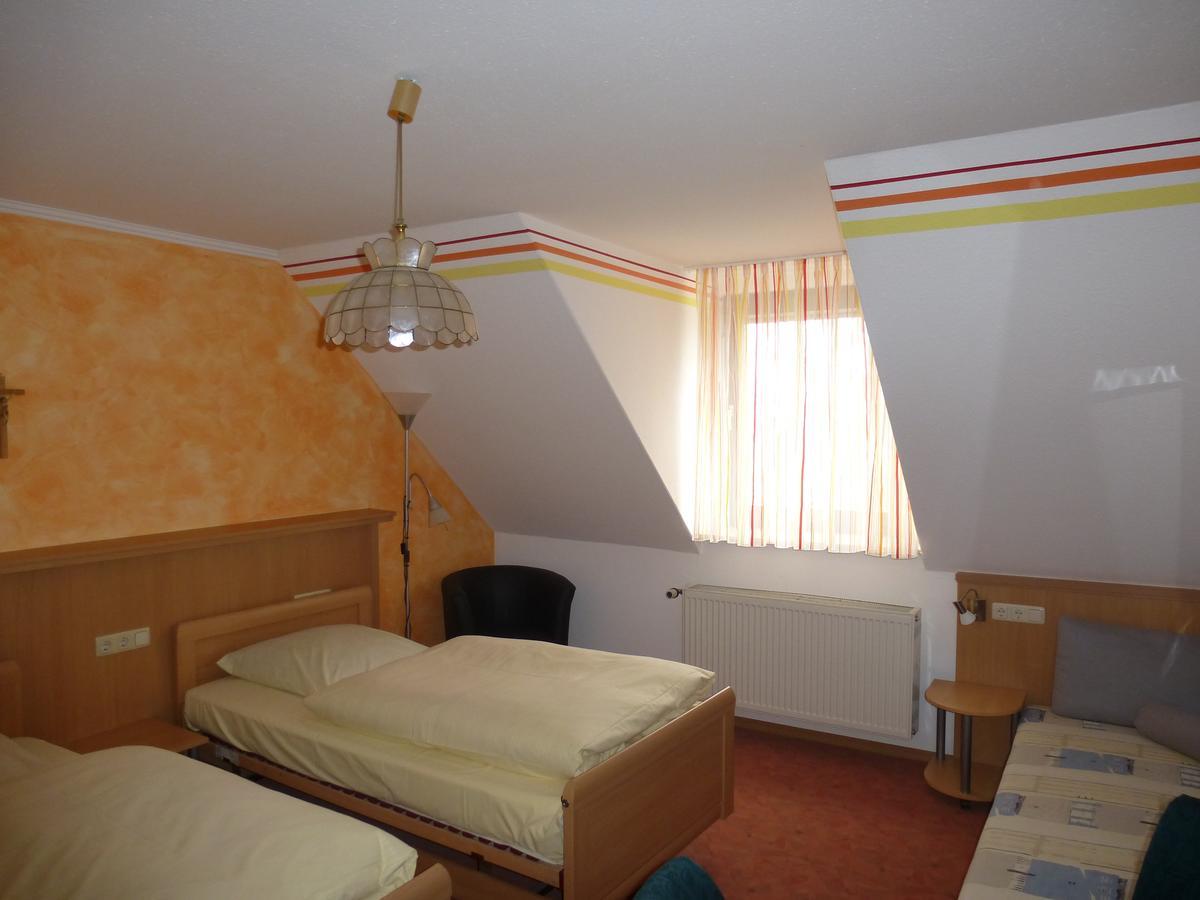 Hotel-Gasthof "Zum Bartl" ズルツバッハ・ローゼンベルク エクステリア 写真