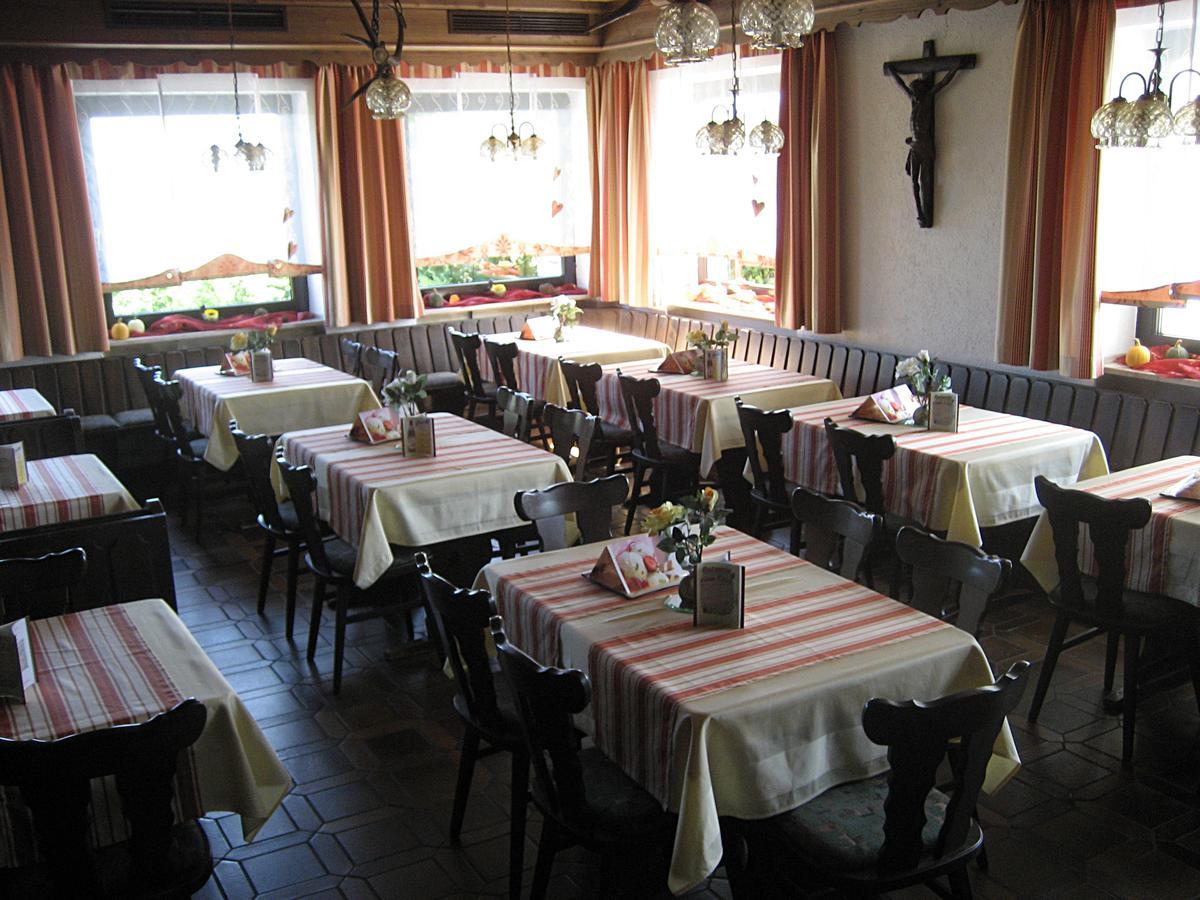 Hotel-Gasthof "Zum Bartl" ズルツバッハ・ローゼンベルク エクステリア 写真